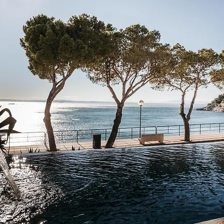 V007 - Canyelles Mar - Roses